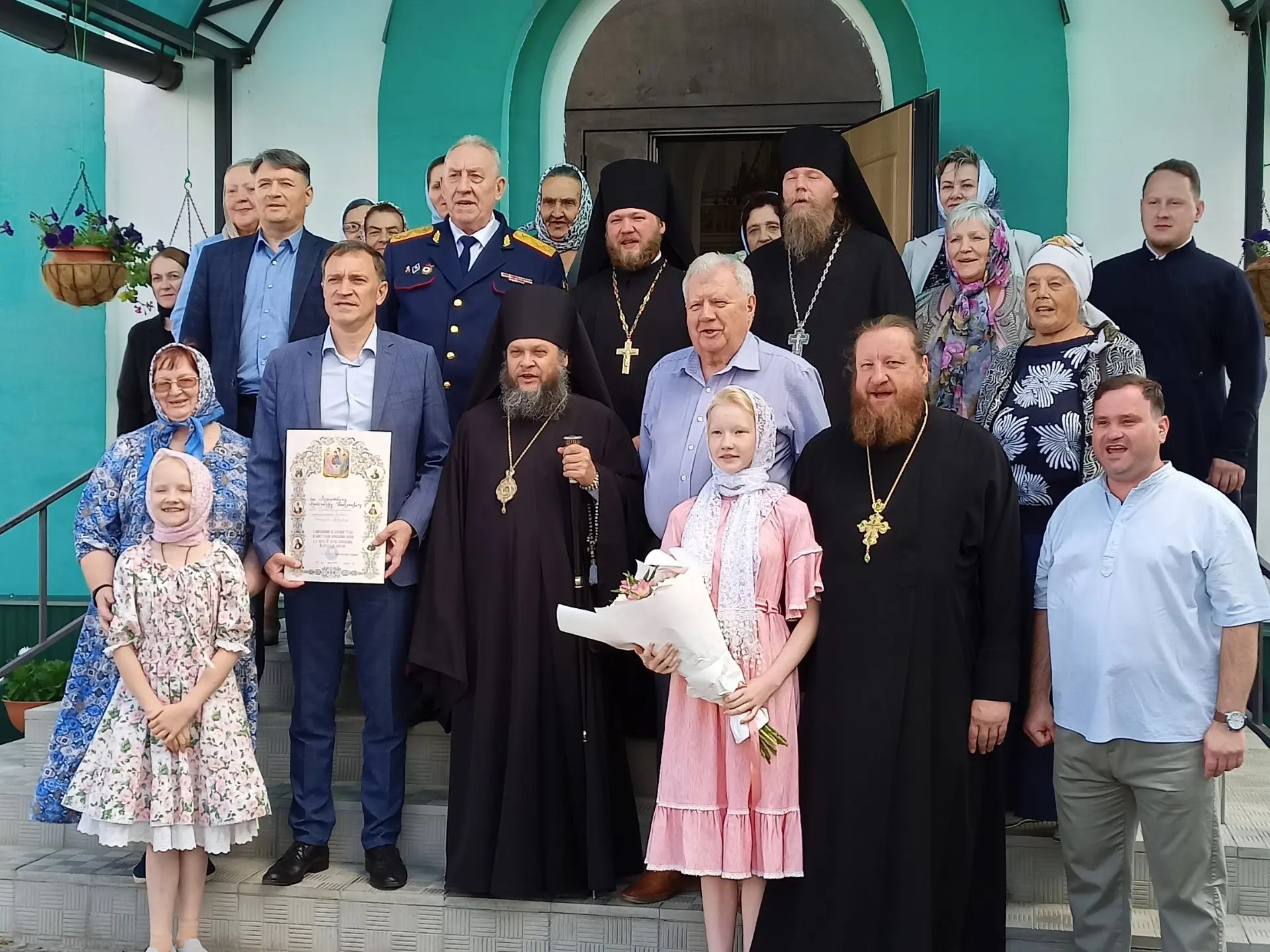 Освящение колоколов прошло недавно в Троицкой церкви села Большие Березники.